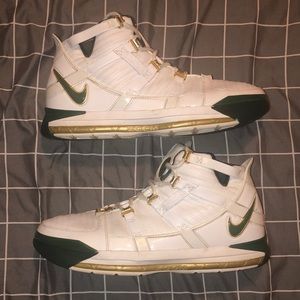 Nike LeBron 3 SVSM Home 2019